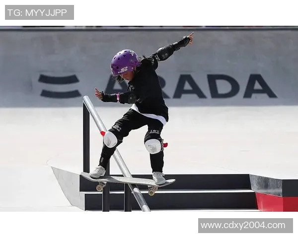 重庆滑板队成长之路：青春与梦想交织的滑板纪实故事